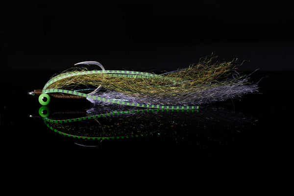 Nitro Clouser Olive White Fishing Fly | Manic Fly Collection