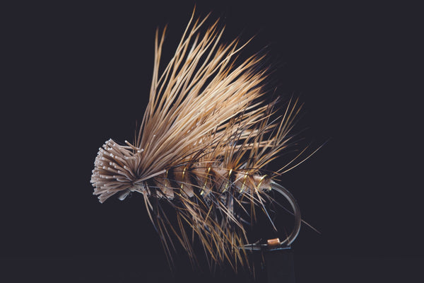 Elk Hair Caddis Tan | Manic Fly Collection